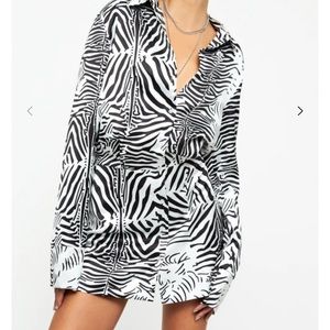 NWOT LIONESS MIRROR IMAGE MINI DRESS
ZEBRA
